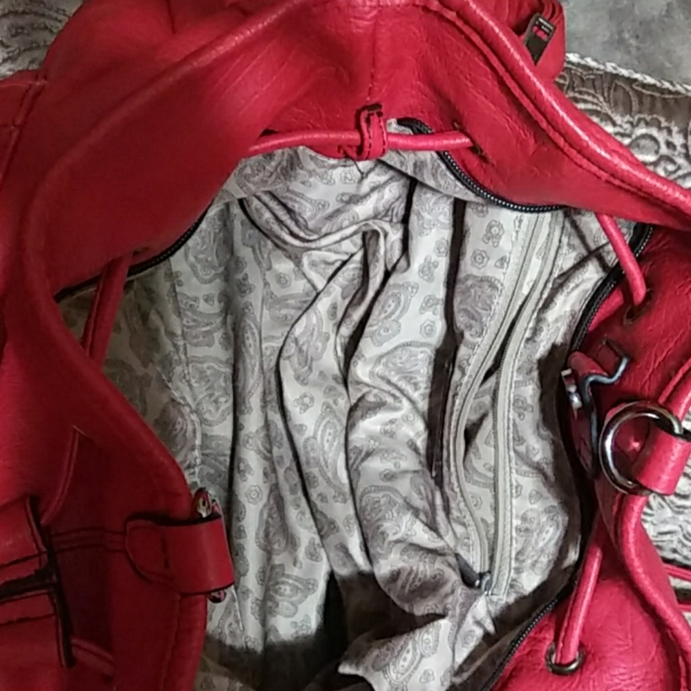 MMS Red Back pack - Picture 3 of 7